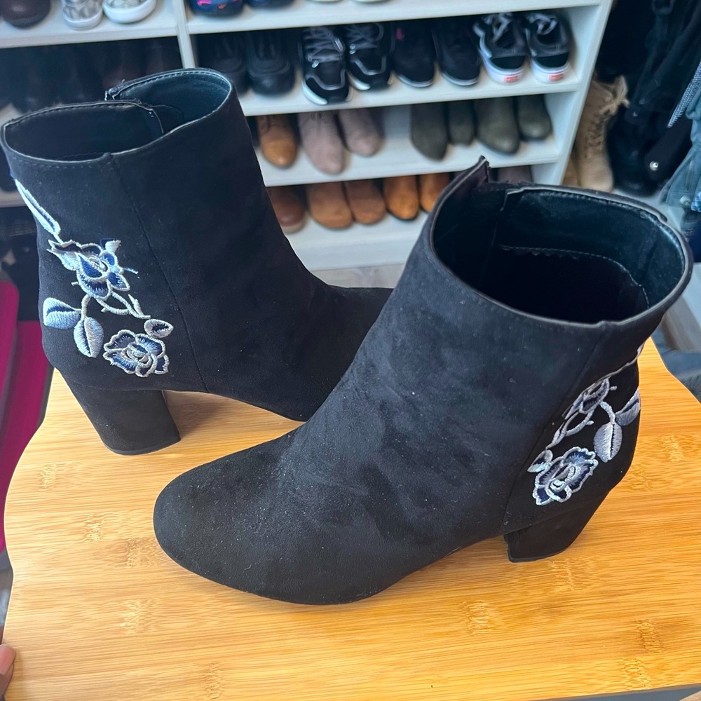 Brand New Report Faux Suede Embroidered Booties